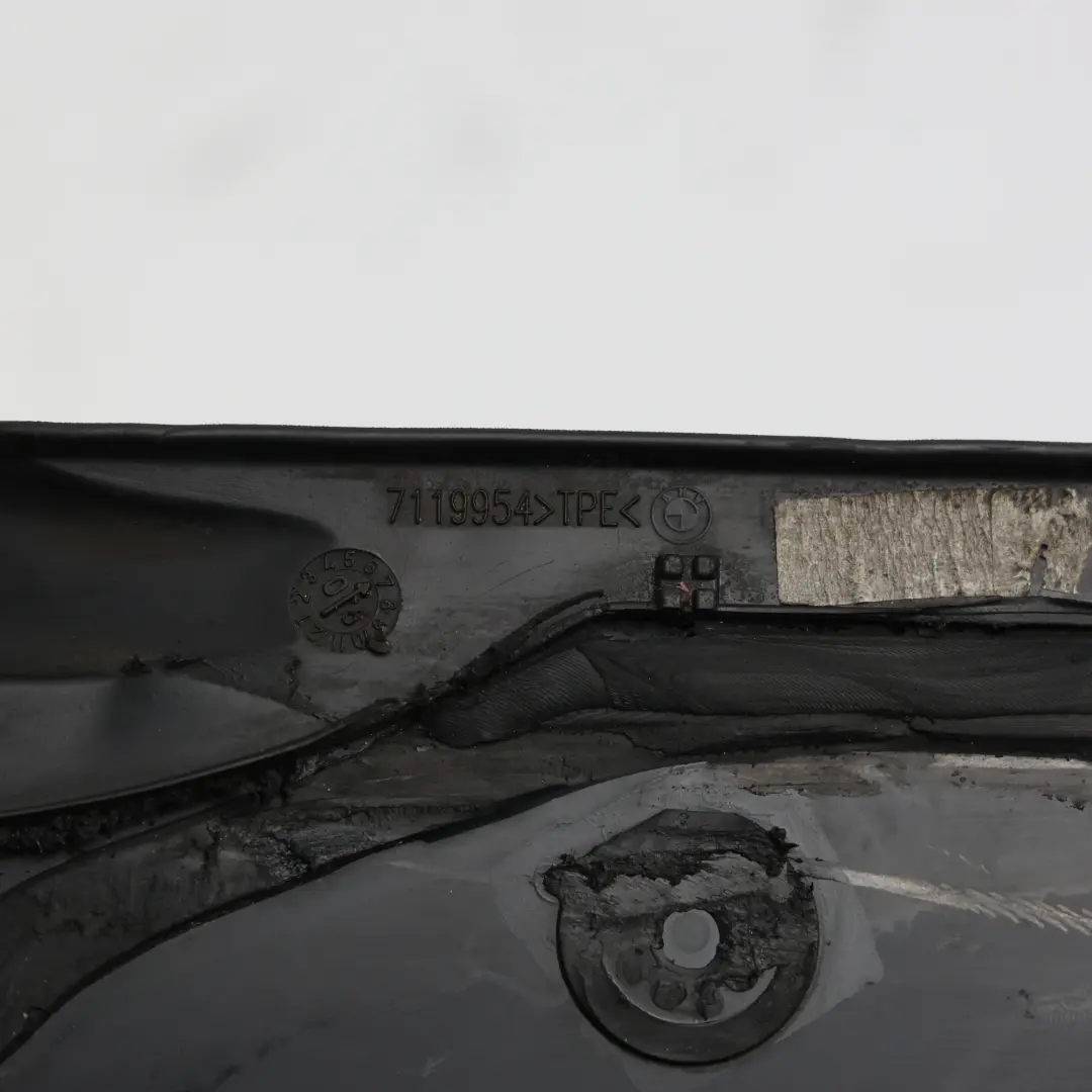 Right Window Glass O/S Glanzschwarz High Gloss to BMW 3 Series E91 Touring Rear with Part number 7222252 BMW 3 Series E91 Touring Rear Right Window Glass O/S Glanzschwarz High Gloss - SKU 7222252 - Part number 7222252