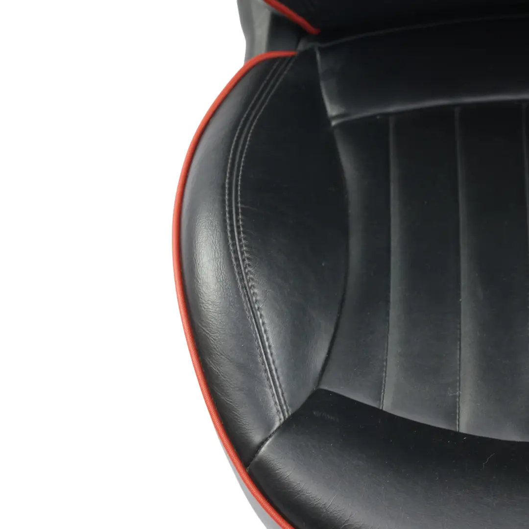 Fotel Lewy Ogrzewany JCW Sport Skóra Carbon Black Czerwone Lamówki do Mini R57 o numerze 7278633 Mini R57 Fotel Lewy Ogrzewany JCW Sport Skóra Carbon Black Czerwone Lamówki - SKU 7278633-1 - Numer Części 7278633