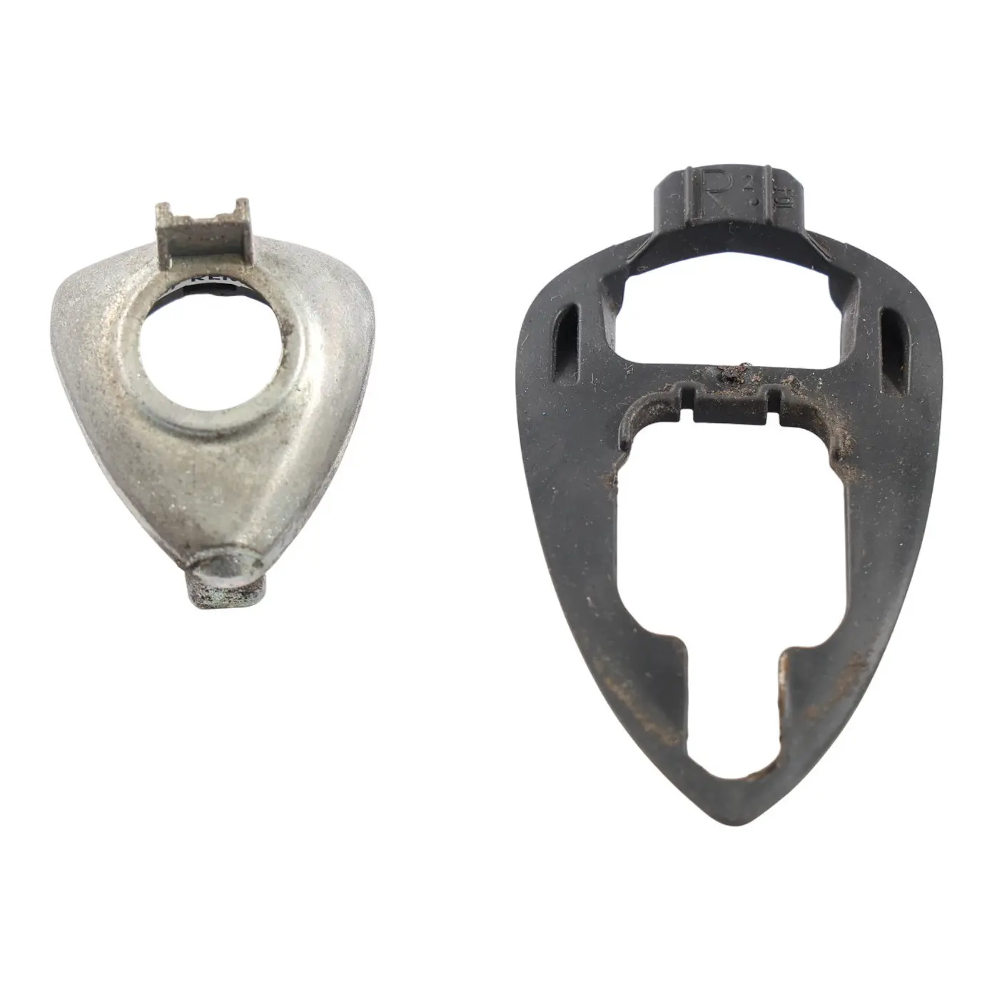 BMW F01 F02 F06 F10 F11 Door Lock Mounting Bell Cover Right O/S 7292572