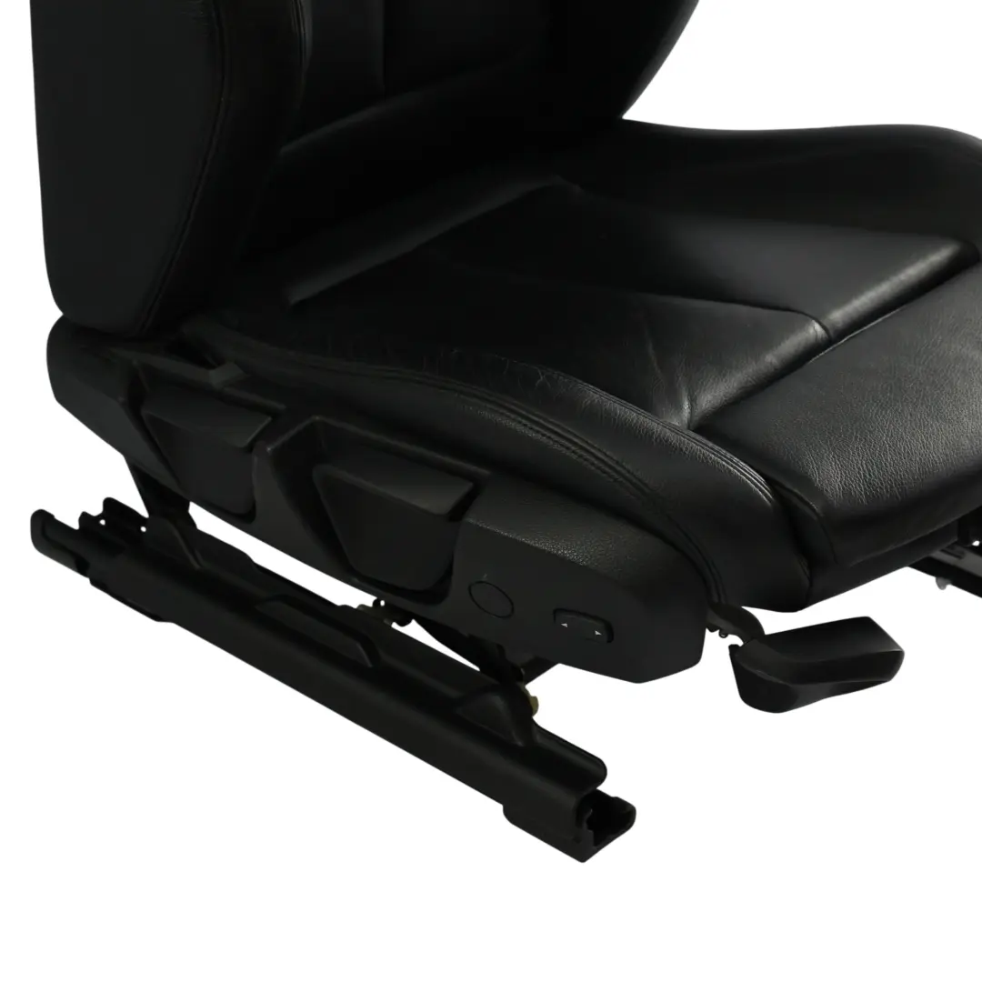 Sportsitz Vorne Rechts Elektrisch Leder Dakota Schwarz für BMW F30 F31 mit Teilenummer 7295140 BMW F30 F31 Sportsitz Vorne Rechts Elektrisch Leder Dakota Schwarz - SKU 7295140-13 - Teilenummer 7295140