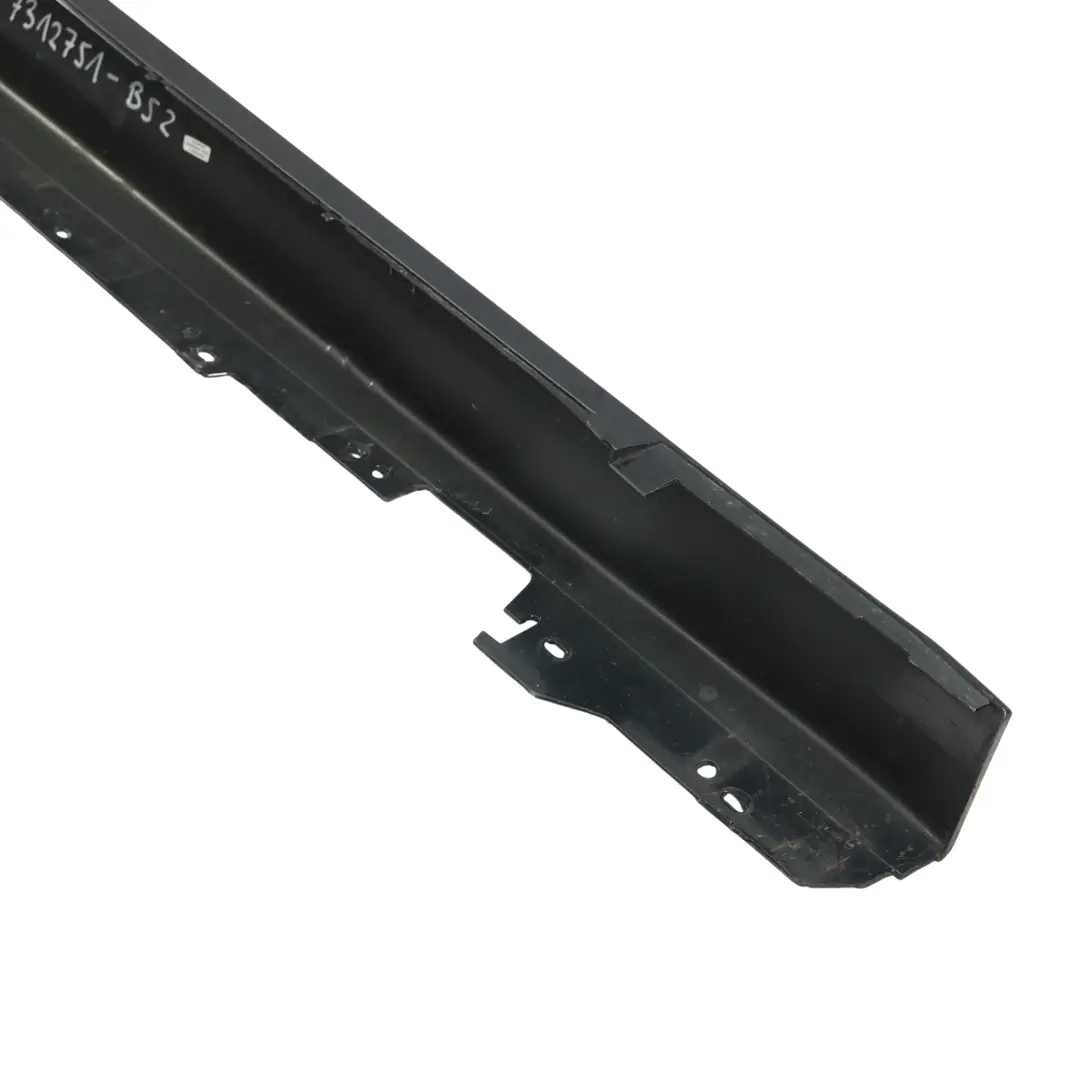 Schweller Abdeckung Links Saphirschwarz Metallic 475 für BMW 3 F30 F31 mit Teilenummer 7312751 BMW 3 F30 F31 Schweller Abdeckung Links Saphirschwarz Metallic 475 - SKU 7312751-BS2 - Teilenummer 7312751