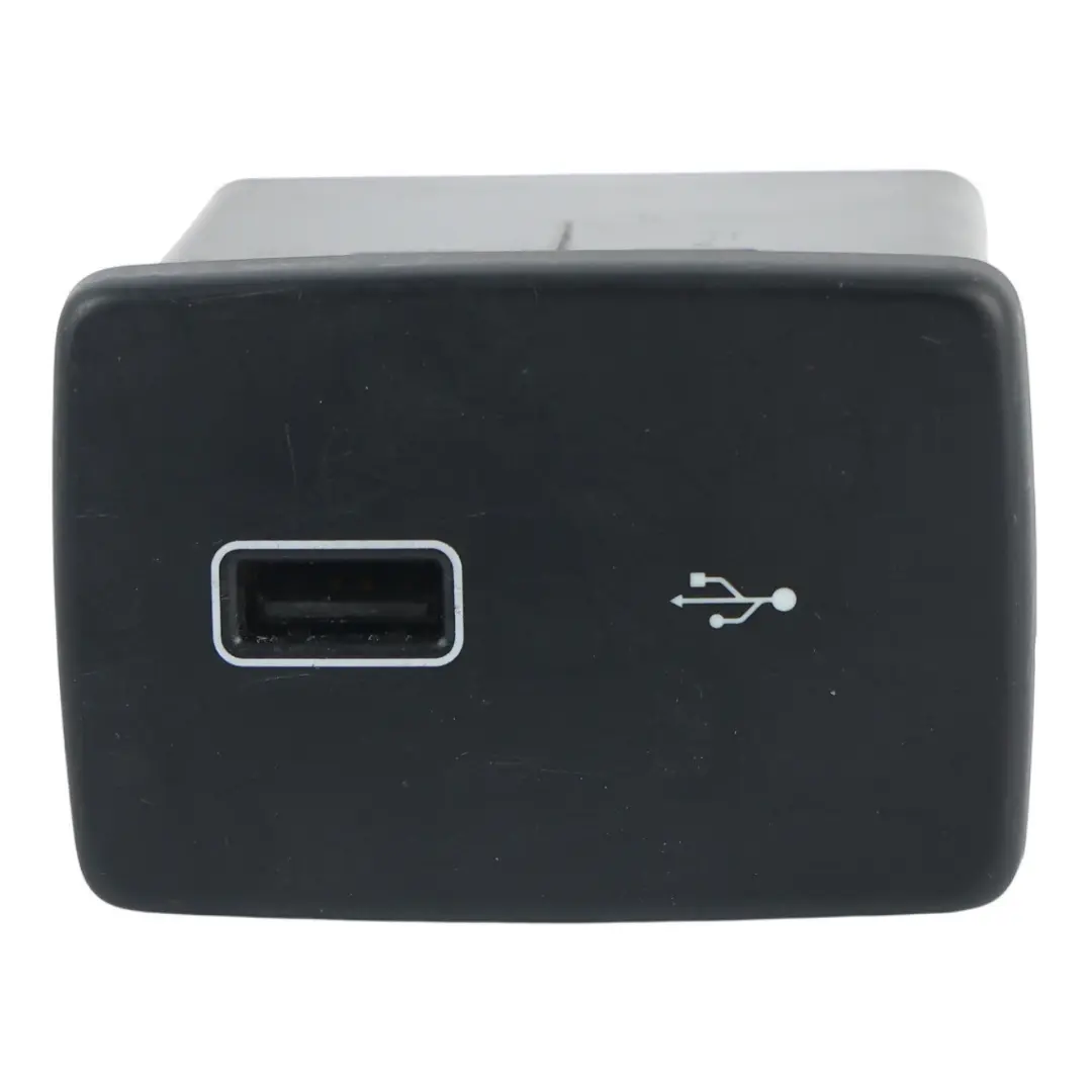 Fiat Ducato Módulo Electrónico Conector Puerto USB Consola 0 - SKU 7357398210 - Número de pieza 7357398210