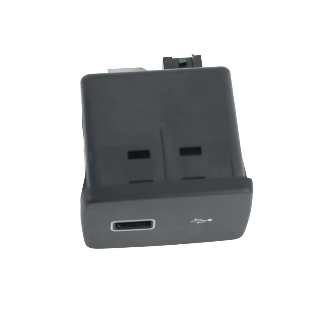 Fiat Ducato Módulo Electrónico Conector Puerto USB Consola 0 - SKU 7357398210 - Número de pieza 7357398210