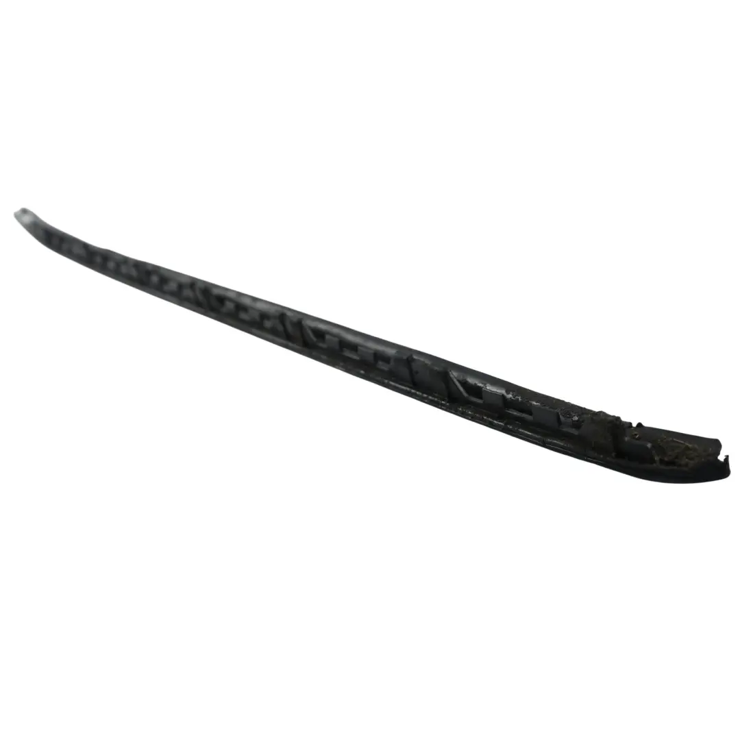 Front Windscreen Trim Moulding Strip Right O/S Black Sapphire - 475 to BMW X5 F15 with Part number 7387918 BMW X5 F15 Front Windscreen Trim Moulding Strip Right O/S Black Sapphire - 475 - SKU 7387918-BS - Part number 7387918