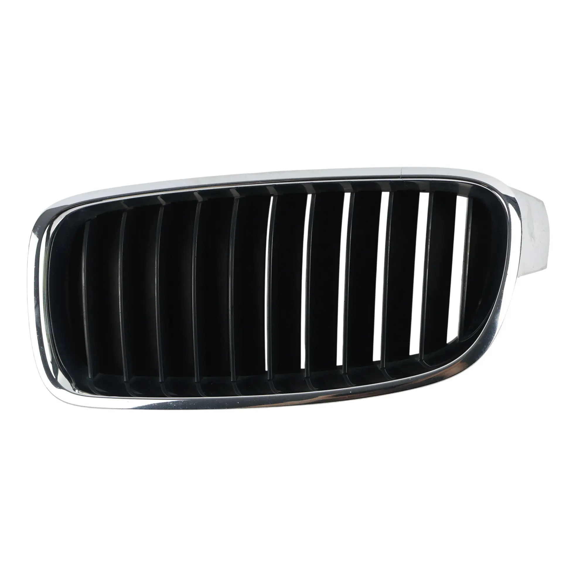 BMW F30 LCI F31 LCI Atrapa Nerka Przednia Lewa 7405835