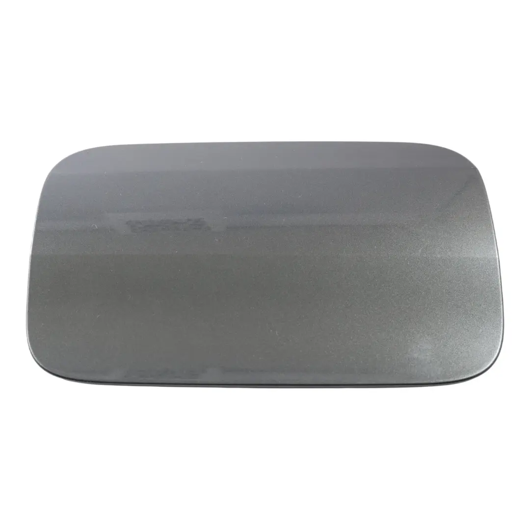 BMW G20 Tapa Depósito Combustible Gris Mineral Metalizado B39 - SKU 7433430-MG - Número de pieza 7433430