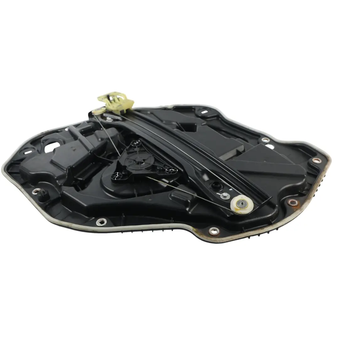 Mechanizm Podnośnika Szyby Tylny Prawy Z Silniczkiem do BMW F40 o numerze 7465244 BMW F40 Mechanizm Podnośnika Szyby Tylny Prawy Z Silniczkiem - SKU 7465244-1 - Numer Części 7465244