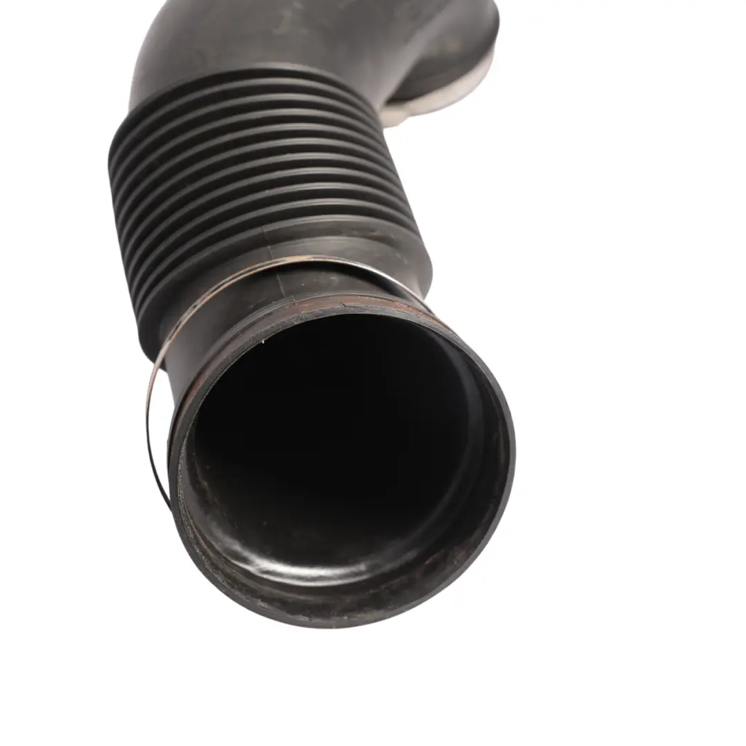 Intake Pipe Hose Line Tube 4.4 Petrol Engine to Range Rover L322 Air with Part number 7509250 Range Rover L322 Air Intake Pipe Hose Line Tube 4.4 Petrol Engine - SKU 7509250 - Part number 7509250
