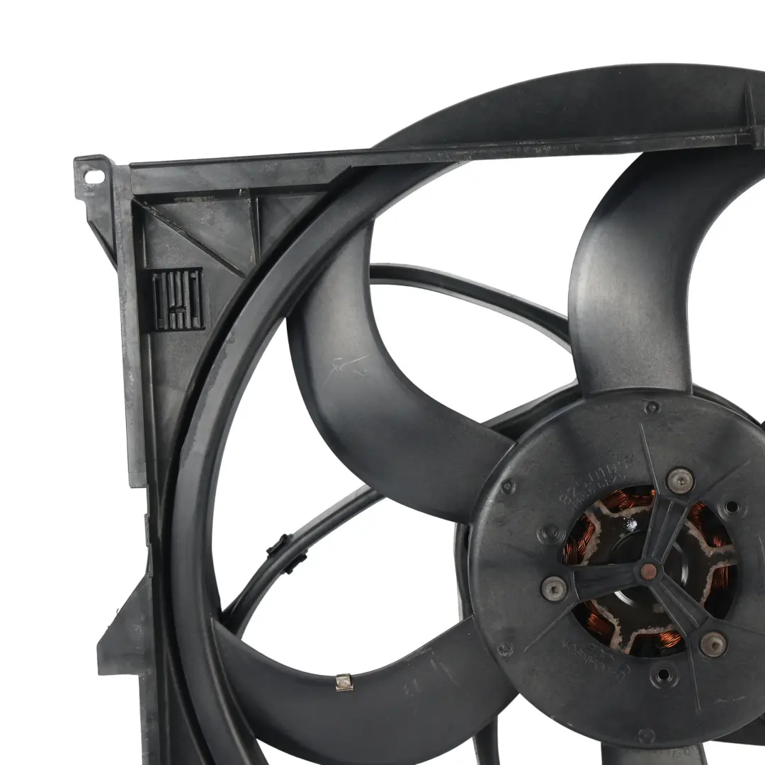Ventilateur Radiateur Refroidissement Moteur 400W pour BMW Z4 E85 à propos du numéro de pièce 7519704 BMW Z4 E85 Ventilateur Radiateur Refroidissement Moteur 400W - SKU 7519704-5 - Numéro de pièce 7519704