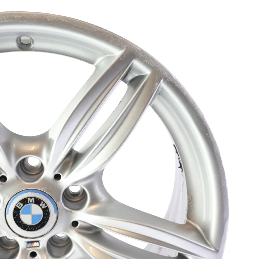 Llanta Delantera BMW F10 F11 F12 F13 Aleación 19" 8,5J ET:33 M Radios Dobles 351 para con número de pieza 7842652 Llanta Delantera BMW F10 F11 F12 F13 Aleación 19" 8,5J ET:33 M Radios Dobles 351 - SKU 7842652-1 - Número de pieza 7842652