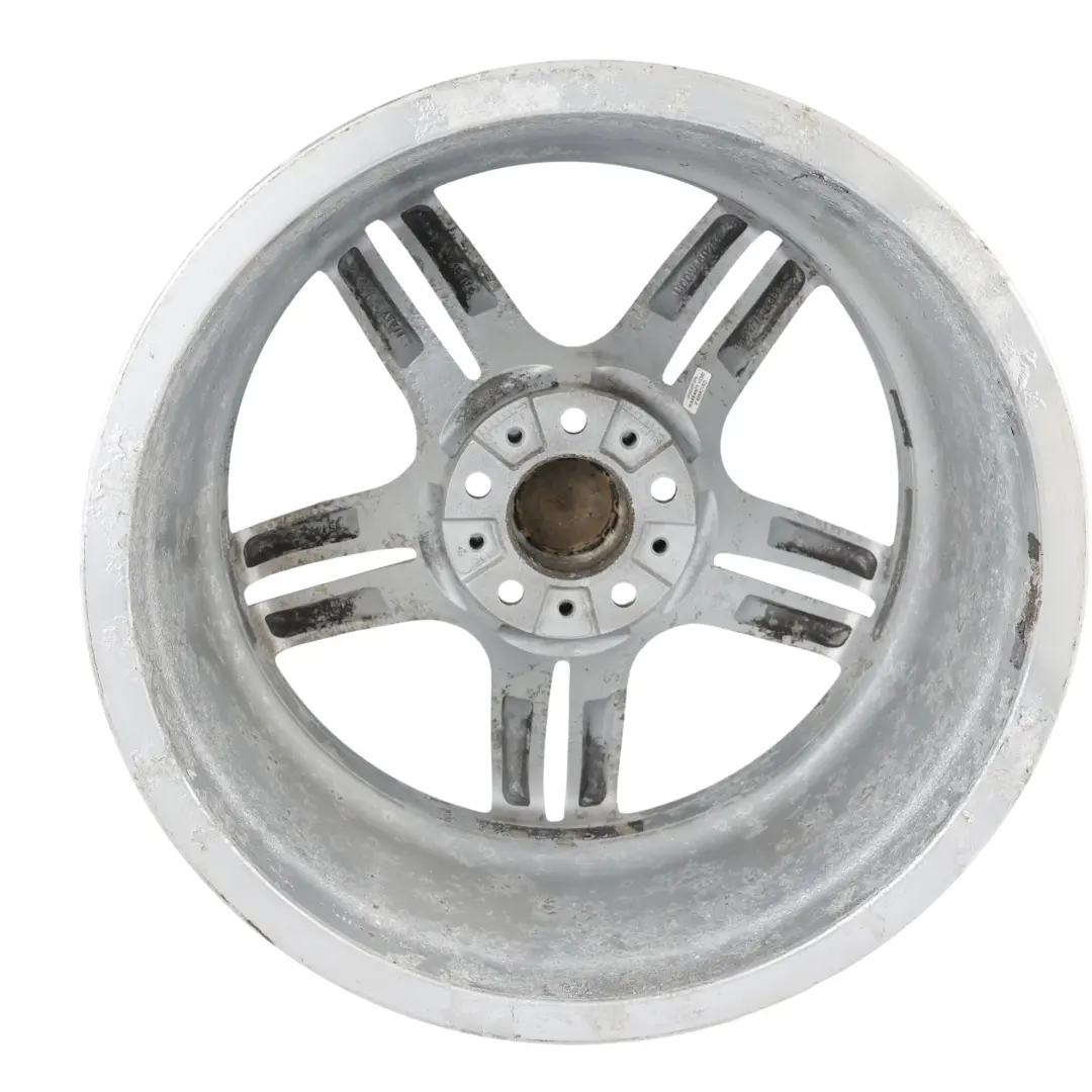 Llanta Trasera Plateada 9J 19" ET:44 para BMW F10 F12 con número de pieza 7842653 BMW F10 F12 Llanta Trasera Plateada 9J 19" ET:44 - SKU 7842653-7 - Número de pieza 7842653