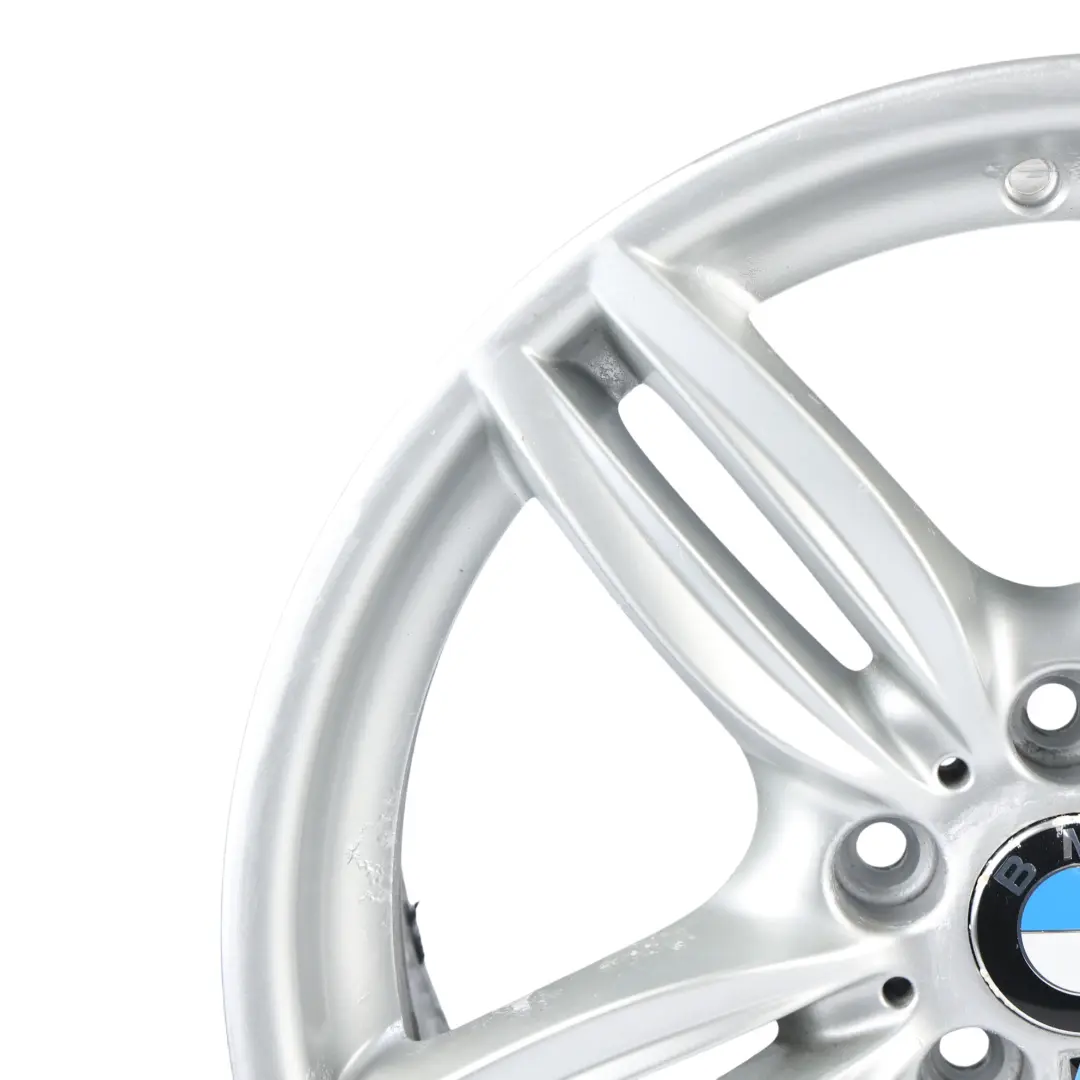 Felga Aluminiowa Tył Srebrna 351 9J 19" ET:44 do BMW F10 F12 o numerze 7842653 BMW F10 F12 Felga Aluminiowa Tył Srebrna 351 9J 19" ET:44 - SKU 7842653-7 - Numer Części 7842653