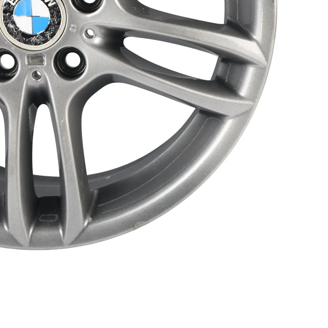 Jante Alliage Avant Noir 18" M Double Rayon 261 7,5J pour BMW E81 E87 à propos du numéro de pièce 7891050 BMW E81 E87 Jante Alliage Avant Noir 18" M Double Rayon 261 7,5J - SKU 7891050-6 - Numéro de pièce 7891050