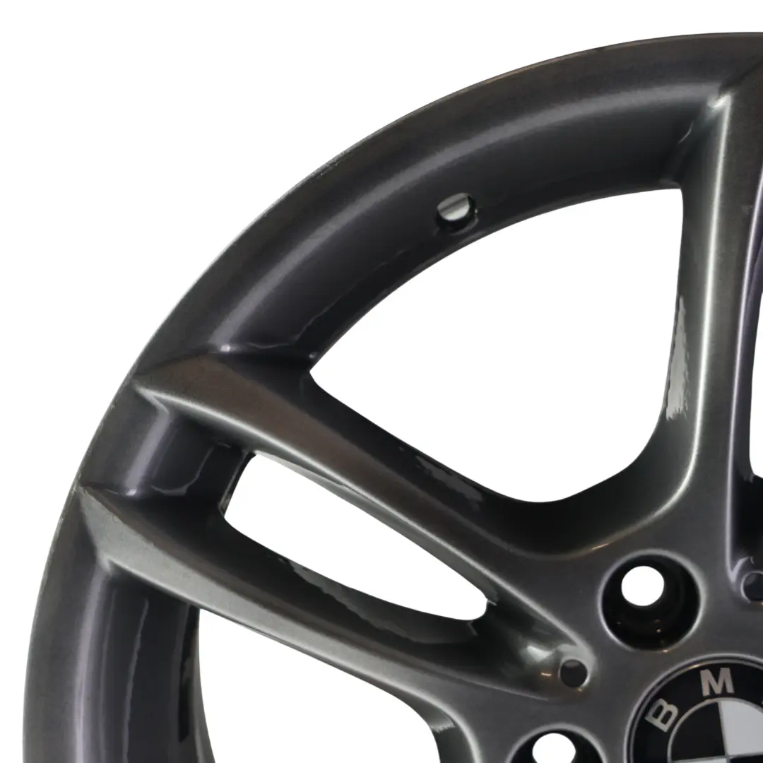 Cerchio Anteriore Lega Grigio 18" 7,5J ET:49 M Doppia Razza per BMW E81 E87 con numero di parte 7891050 BMW E81 E87 Cerchio Anteriore Lega Grigio 18" 7,5J ET:49 M Doppia Razza - SKU 7891050-7 - Numero di parte 7891050
