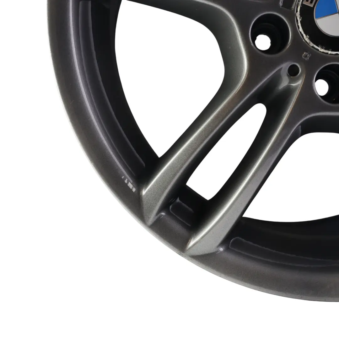 Jante Arrière Grise 18" M Double Rayon 261 8,5J ET:52 pour BMW E81 E87 à propos du numéro de pièce 7891051 BMW E81 E87 Jante Arrière Grise 18" M Double Rayon 261 8,5J ET:52 - SKU 7891051-5 - Numéro de pièce 7891051