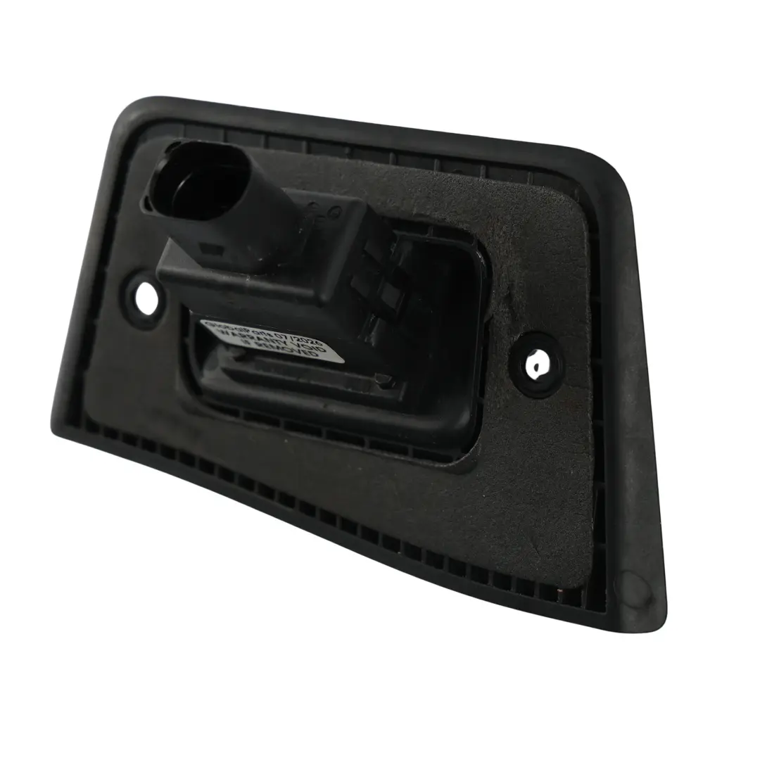 Volkswagen Transporter T5 Sliding Door Lock Connector Plate Right O/S - SKU 7E0907496 - Part number 7E0907496