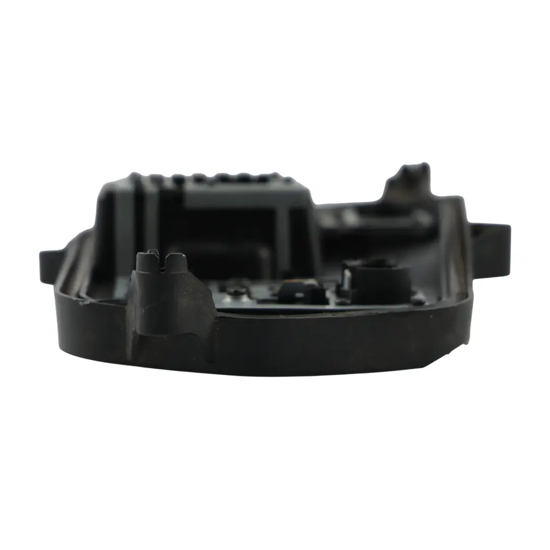 Oprawa Żarówek Lampy Tylnej Prawa do Volkswagen T5 Transporter o numerze 7E5945258 Volkswagen T5 Transporter Oprawa Żarówek Lampy Tylnej Prawa - SKU 7E5945258 - Numer Części 7E5945258