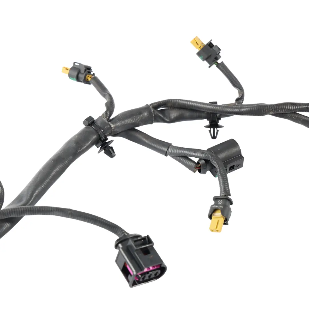 RSQ3 8U Cablaggio Fascio Cavi Connettore Adattatore per Audi con numero di parte 7K08200A Audi RSQ3 8U Cablaggio Fascio Cavi Connettore Adattatore - SKU 7K08200A - Numero di parte 7K08200A