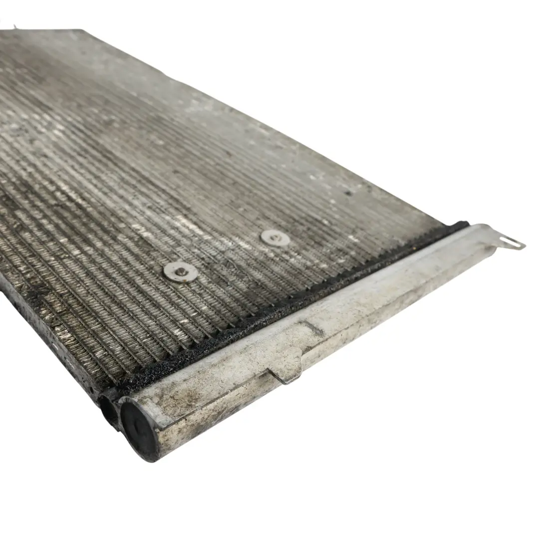 7L Skraplacz Klimatyzacji 7L0820411G do Volkswagen VW Touareg o numerze 7L0820411F Volkswagen VW Touareg 7L Skraplacz Klimatyzacji 7L0820411G - SKU 7L0820411F - Numer Części 7L0820411F