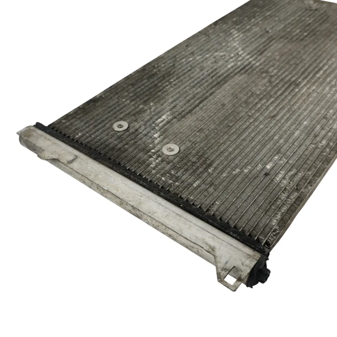 7L Skraplacz Klimatyzacji 7L0820411G do Volkswagen VW Touareg o numerze 7L0820411F Volkswagen VW Touareg 7L Skraplacz Klimatyzacji 7L0820411G - SKU 7L0820411F - Numer Części 7L0820411F