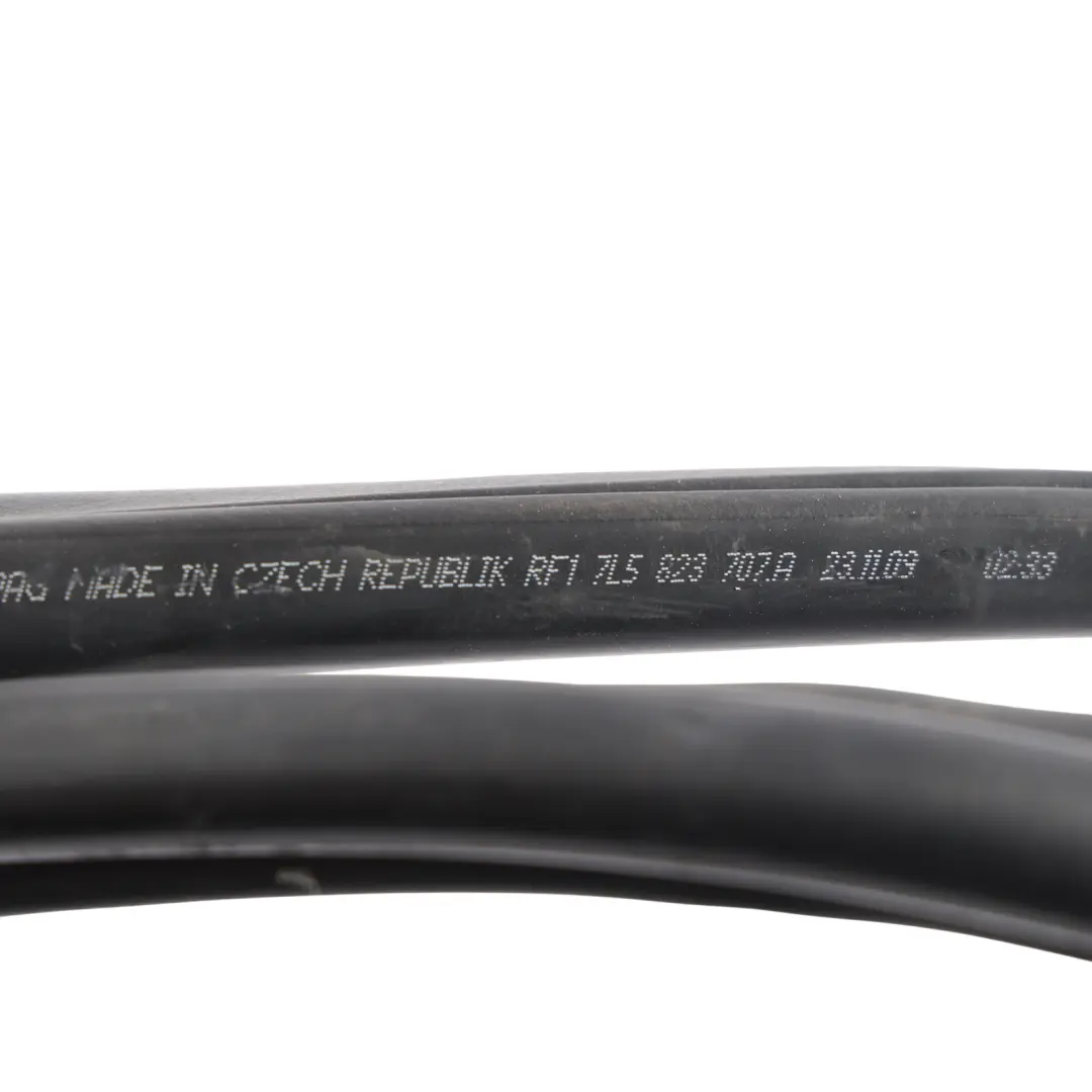 Porsche Cayenne 9PA 955 Bonnet Hood Seal Gasket Rubber Surround - SKU 7L5823707A - Part number 7L5823707A