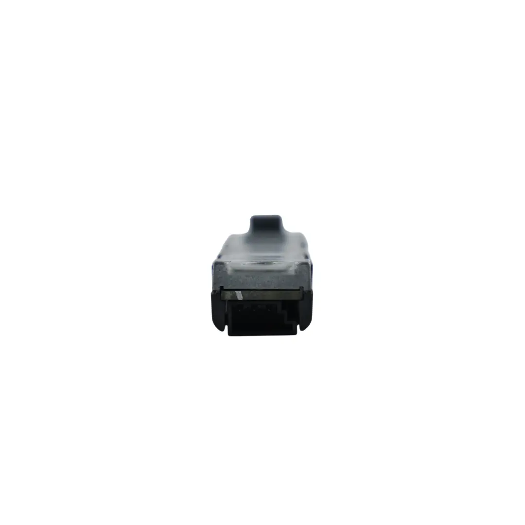 7N Antennen Verstärker Rechts für Volkswagen Sharan mit Teilenummer 7N0035552M Volkswagen Sharan 7N Antennen Verstärker Rechts - SKU 7N0035552M - Teilenummer 7N0035552M