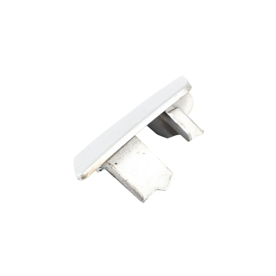 7N Cache Couvre Lave Phare Gauche Argent A7W pour Volkswagen Sharan à propos du numéro de pièce 7N0807937A Volkswagen Sharan 7N Cache Couvre Lave Phare Gauche Argent A7W - SKU 7N0807937A-RES - Numéro de pièce 7N0807937A