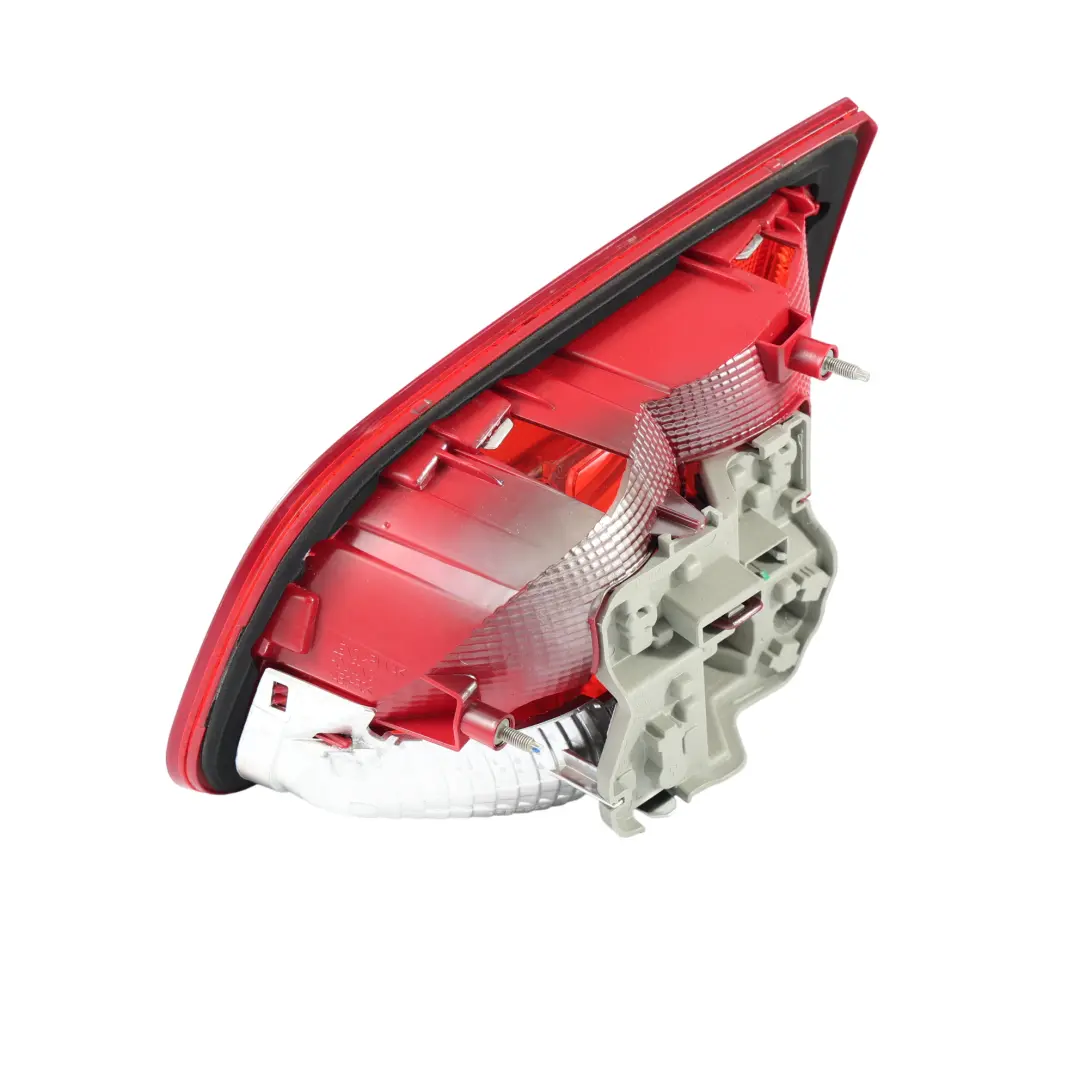7N Luce Fanale Posteriore Interno Sinistro per Volkswagen Sharan con numero di parte 7N0945093G Volkswagen Sharan 7N Luce Fanale Posteriore Interno Sinistro - SKU 7N0945093G-1 - Numero di parte 7N0945093G