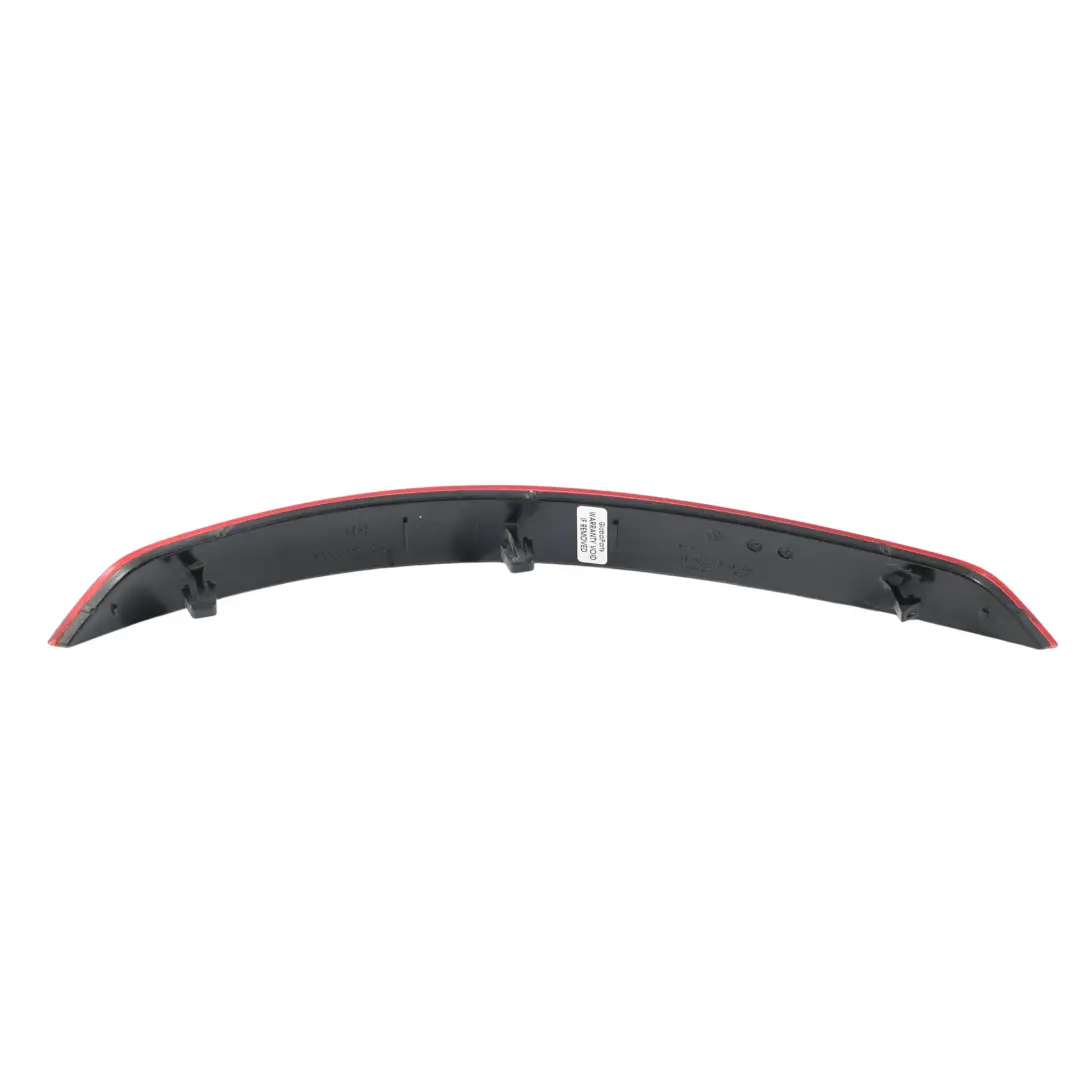 7N Riflettore Paraurti Posteriore Destro per Volkswagen Sharan con numero di parte 7N0945106A Volkswagen Sharan 7N Riflettore Paraurti Posteriore Destro - SKU 7N0945106A - Numero di parte 7N0945106A