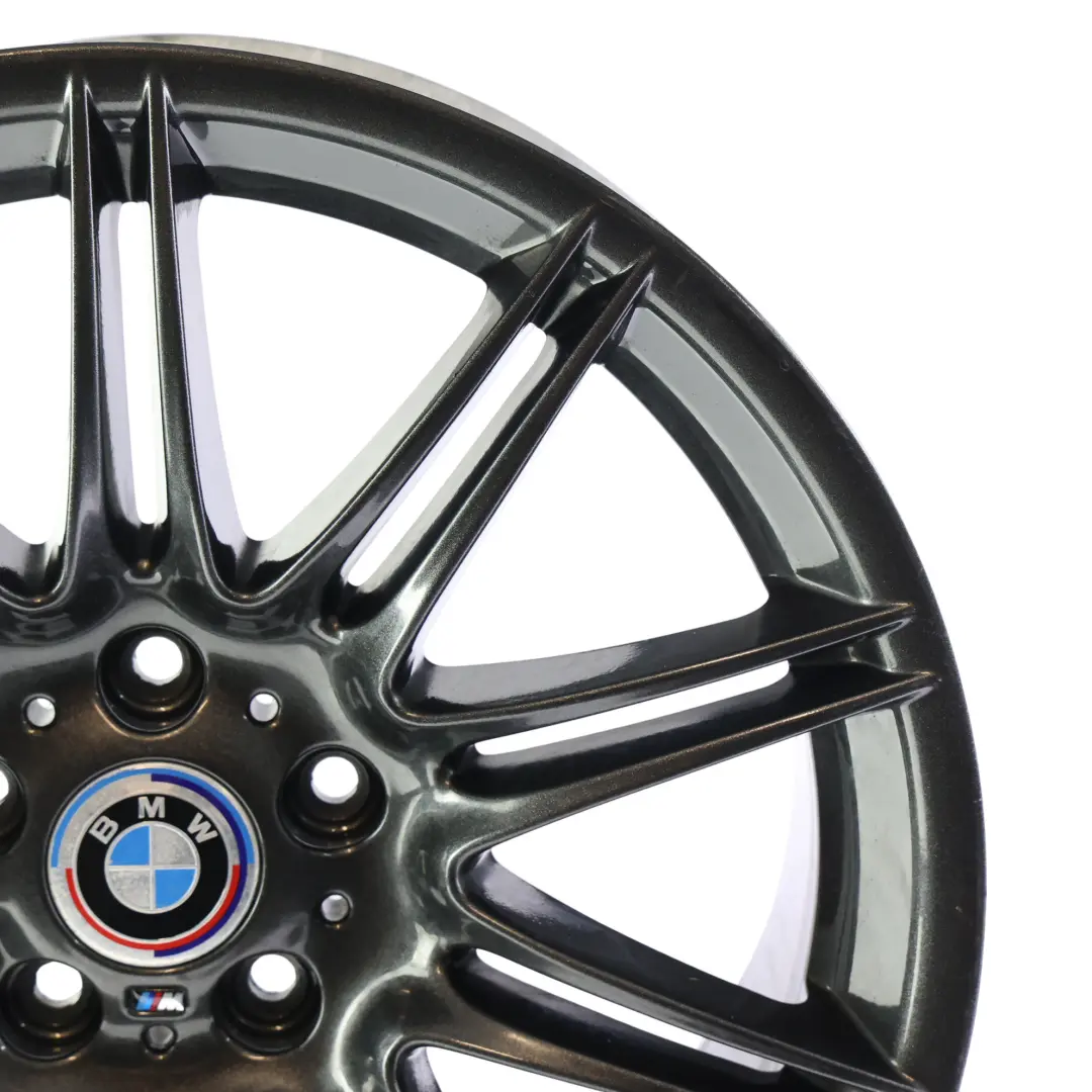 Gris llanta trasera aleación 19 "M de doble radio 225 9J para BMW E90 E92 con número de pieza 8037142 BMW E90 E92 Gris llanta trasera aleación 19 "M de doble radio 225 9J - SKU 8037142-8 - Número de pieza 8037142