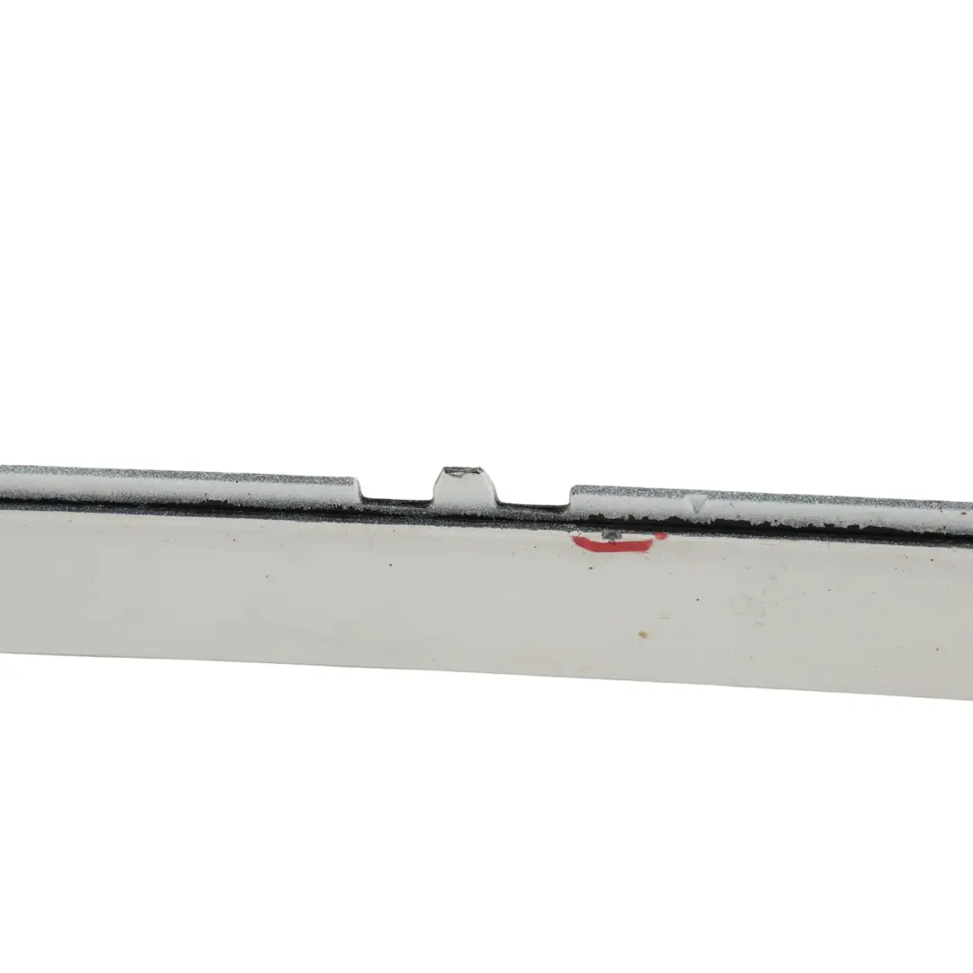 Tira Lateral Faldon Derecho Blanco Alpino 300 para BMW F20 M Sport con número de pieza 8056816 BMW F20 M Sport Tira Lateral Faldon Derecho Blanco Alpino 300 - SKU 8056816-AW1 - Número de pieza 8056816