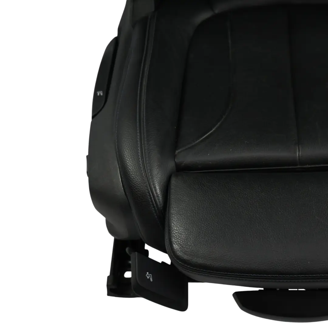 Siège Sport Avant Droit Intérieur Chauffant Cuir Dakota Noir pour BMW F44 F45 F46 à propos du numéro de pièce 8061882 BMW F44 F45 F46 Siège Sport Avant Droit Intérieur Chauffant Cuir Dakota Noir - SKU 8061882-2 - Numéro de pièce 8061882