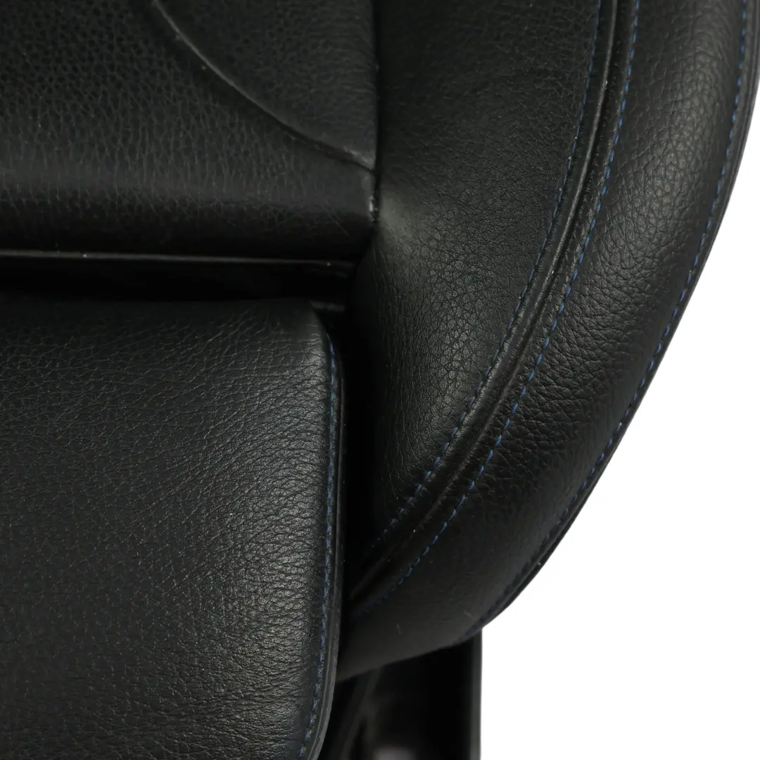 Siège Sport Avant Droit Intérieur Chauffant Cuir Dakota Noir pour BMW F44 F45 F46 à propos du numéro de pièce 8061882 BMW F44 F45 F46 Siège Sport Avant Droit Intérieur Chauffant Cuir Dakota Noir - SKU 8061882-2 - Numéro de pièce 8061882