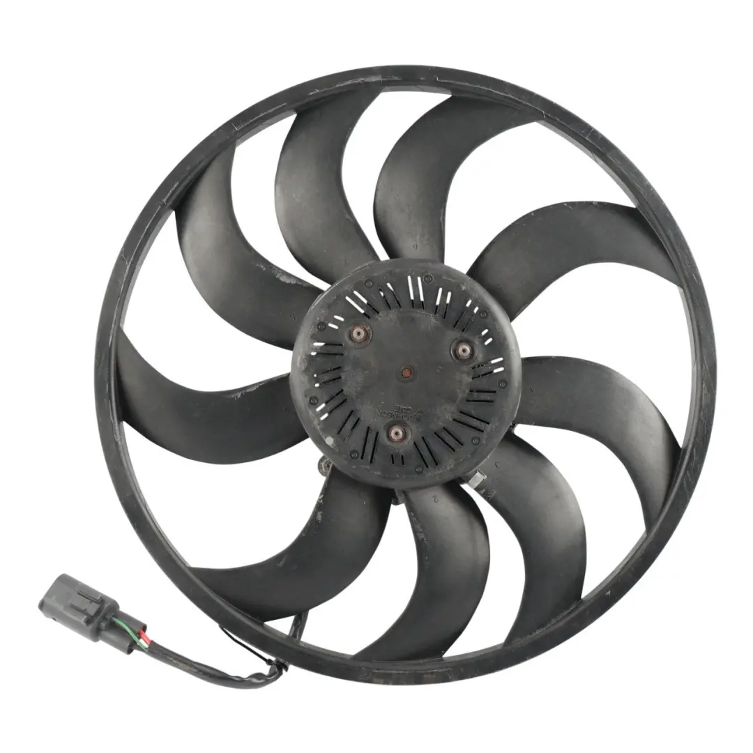 Radiator BMW F30 F31 F32 N57N Engine Cooling Radiator Fan to with Part number 8641965 Radiator BMW F30 F31 F32 N57N Engine Cooling Radiator Fan - SKU 8641965-2 - Part number 8641965
