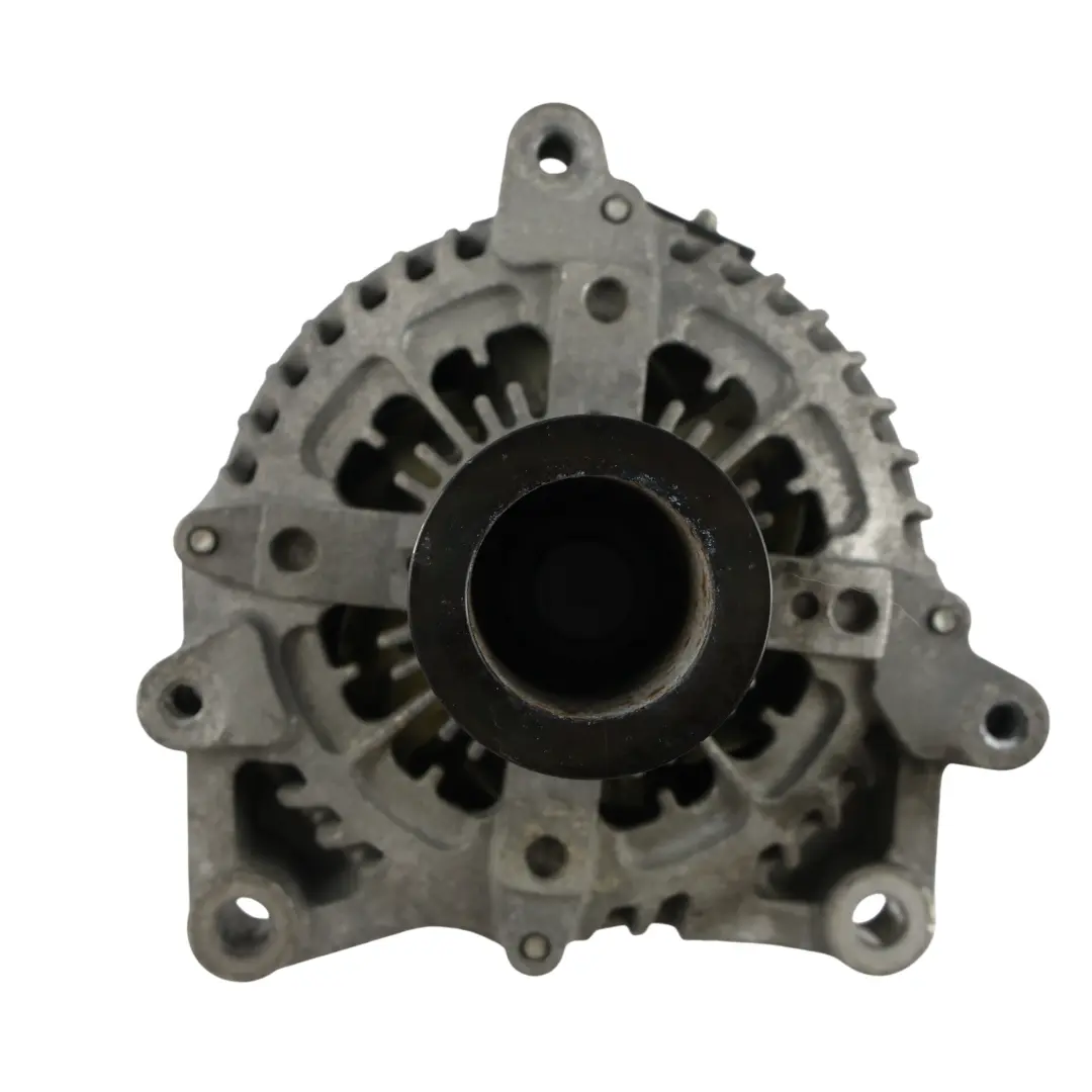 Alternator 14V 180A do BMW F20 F21 F30 F31 LCI o numerze 8645329 BMW F20 F21 F30 F31 LCI Alternator 14V 180A - SKU 8645329 - Numer Części 8645329