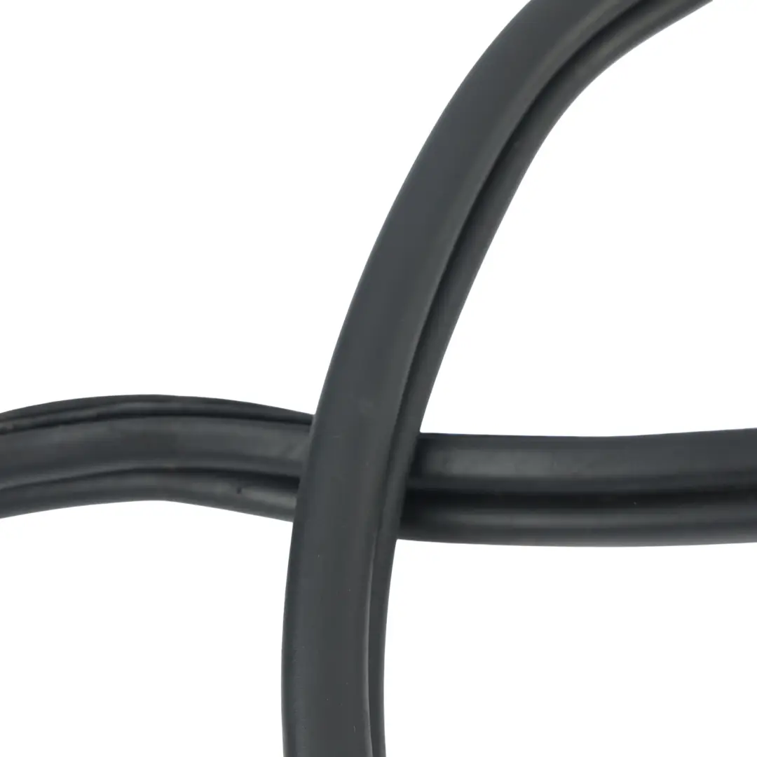 Boot Trunk Lid Tailgate Seal Rubber Gasket to Citroën C4 Grand Picasso with Part number 8707E9 Citroën C4 Grand Picasso Boot Trunk Lid Tailgate Seal Rubber Gasket - SKU 8707E9 - Part number 8707E9