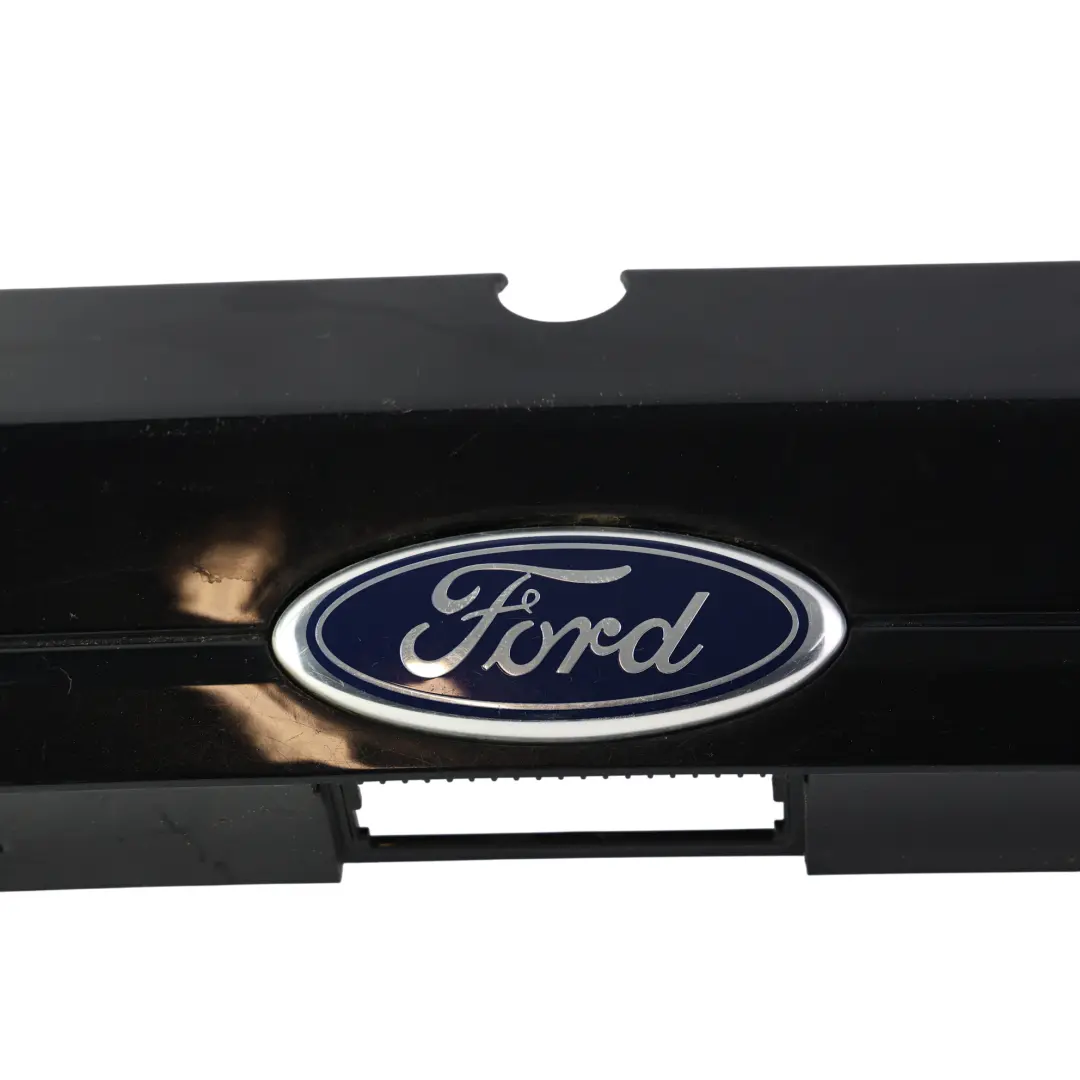 Ford Fiesta MK7 Manija Tapa Maletero Moldura Portón Negro Pantera D9 - SKU 8A61-A43404-BLW-PBL - Número de pieza 8A61-A43404-BLW