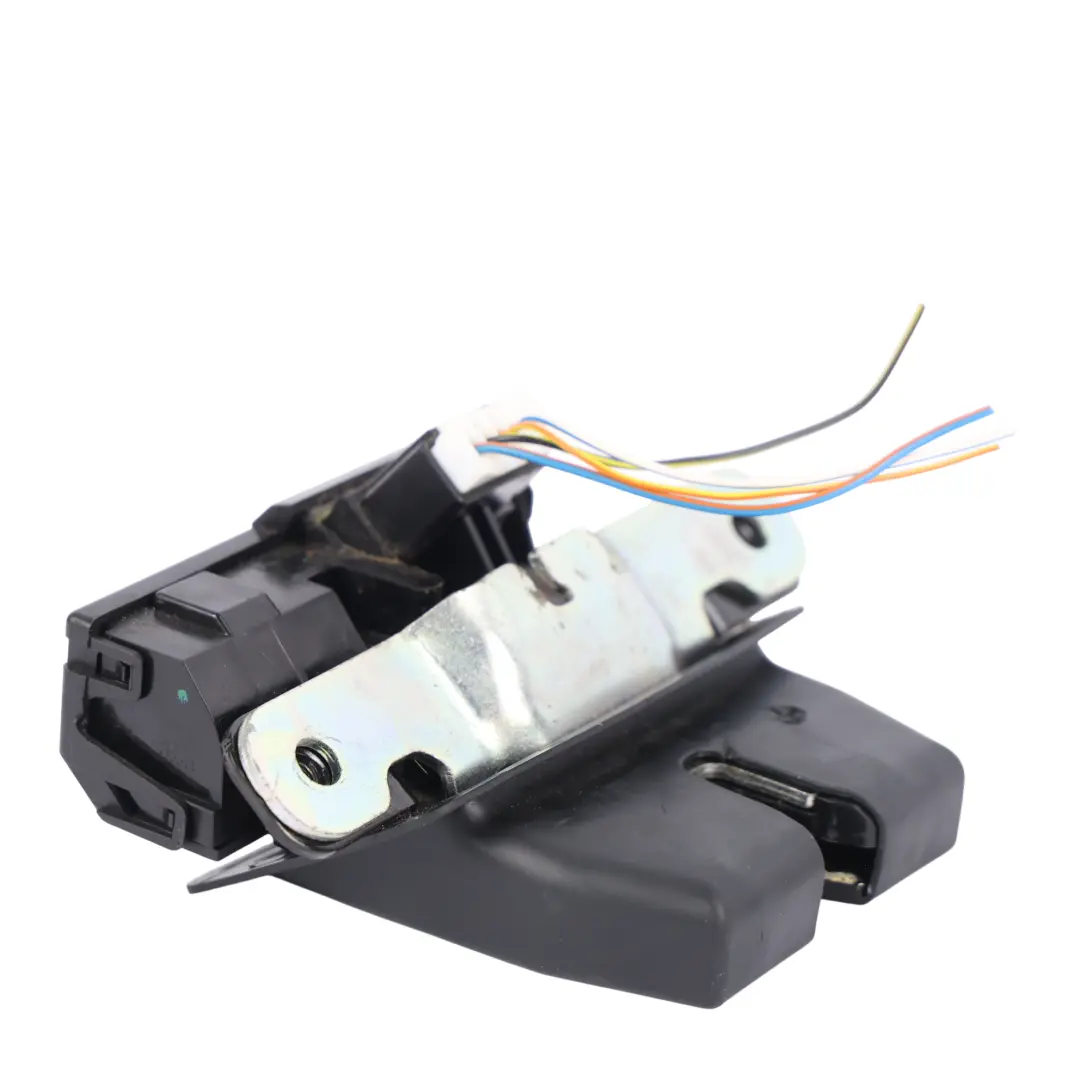 Ford Fiesta Mk7 Tylny Zamek Klapy Bagażnika 8A61-A46420-AB - SKU 8A61A46420AB - Numer Części 8A61A46420AB