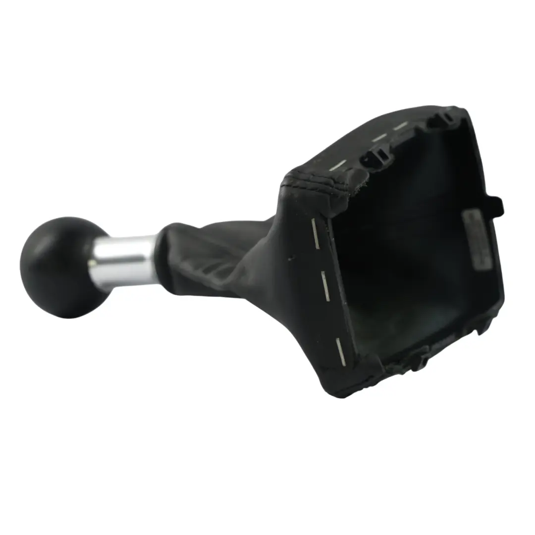 Audi A4 B7 Gałka Zmiany Biegów 6-Biegowa Skórzana Soul Black - SKU 8E0863278DG - Numer Części 8E0863278DG