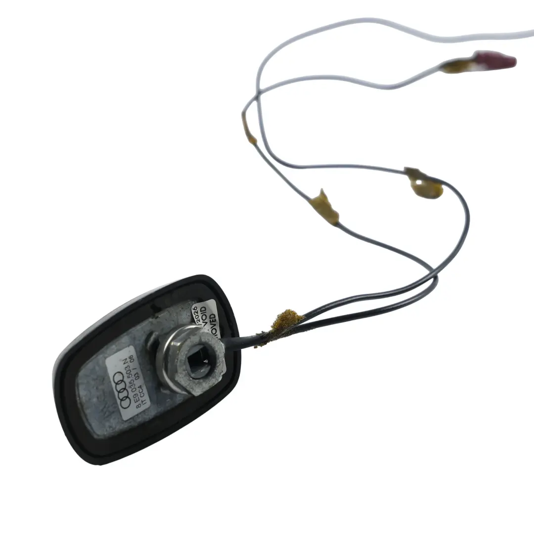 Antena Dachowa Telematyka Radiowa do Audi A4 B7 o numerze 8E9035503N Audi A4 B7 Antena Dachowa Telematyka Radiowa - SKU 8E9035503N - Numer Części 8E9035503N