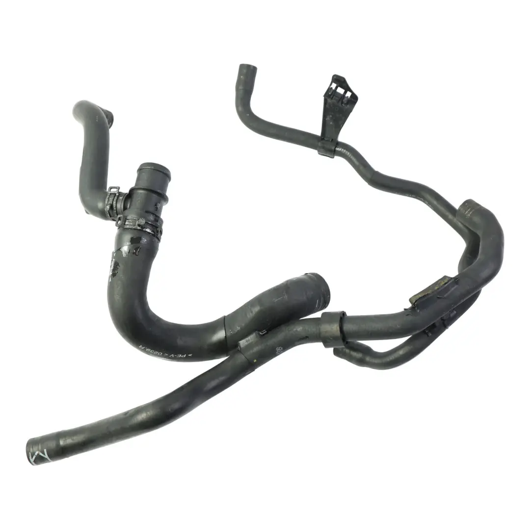 Manguera Tubo Refrigerante Radiador para Audi A4 B8 TT 8J con número de pieza 8J0121051L Audi A4 B8 TT 8J Manguera Tubo Refrigerante Radiador - SKU 8J0121051L - Número de pieza 8J0121051L