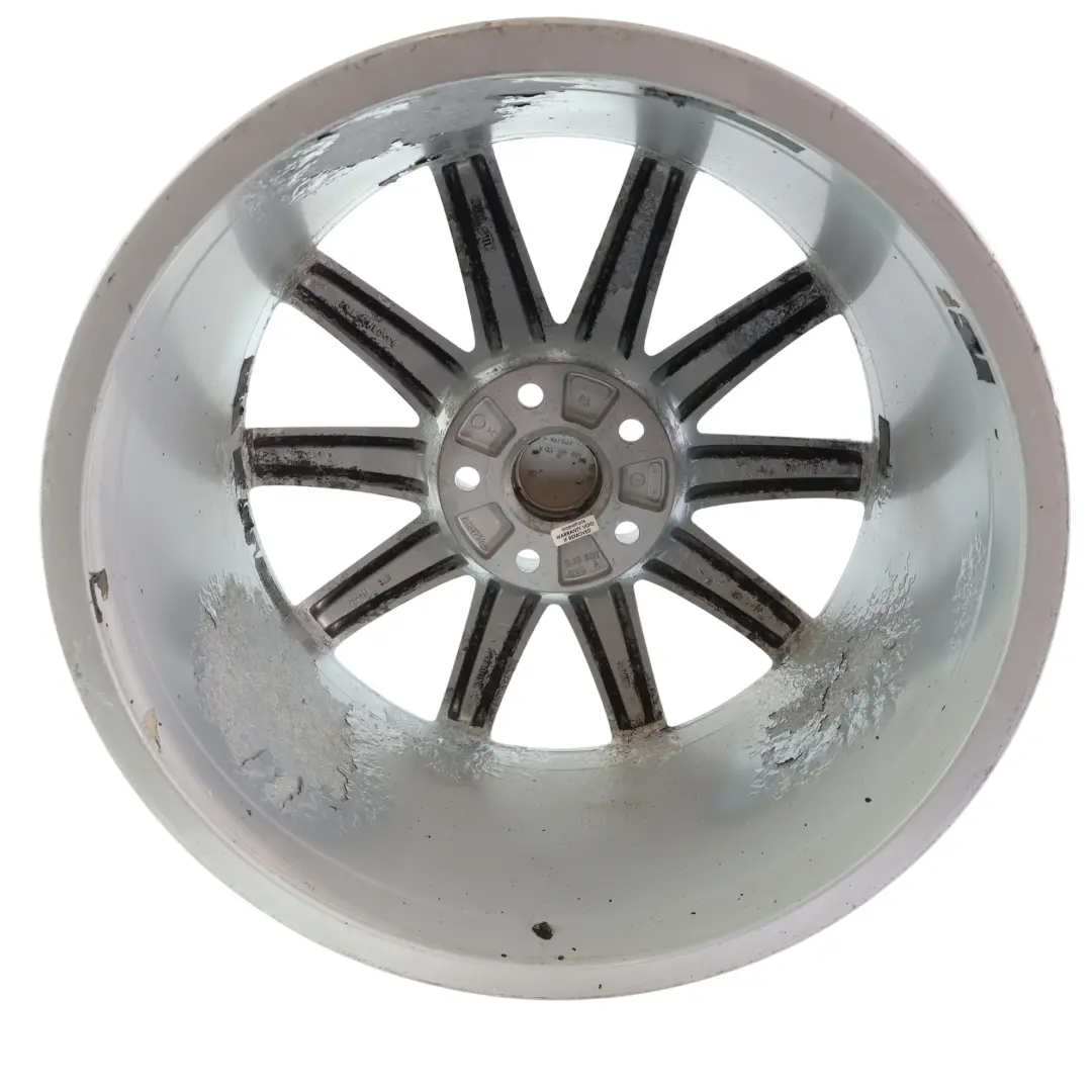 Dwukolorowa Felga Aluminiowa 18" 9J ET52 10-Ramienna do Audi TT 8J o numerze 8J0601025AA Audi TT 8J Dwukolorowa Felga Aluminiowa 18" 9J ET52 10-Ramienna - SKU 8J0601025AA-8 - Numer Części 8J0601025AA