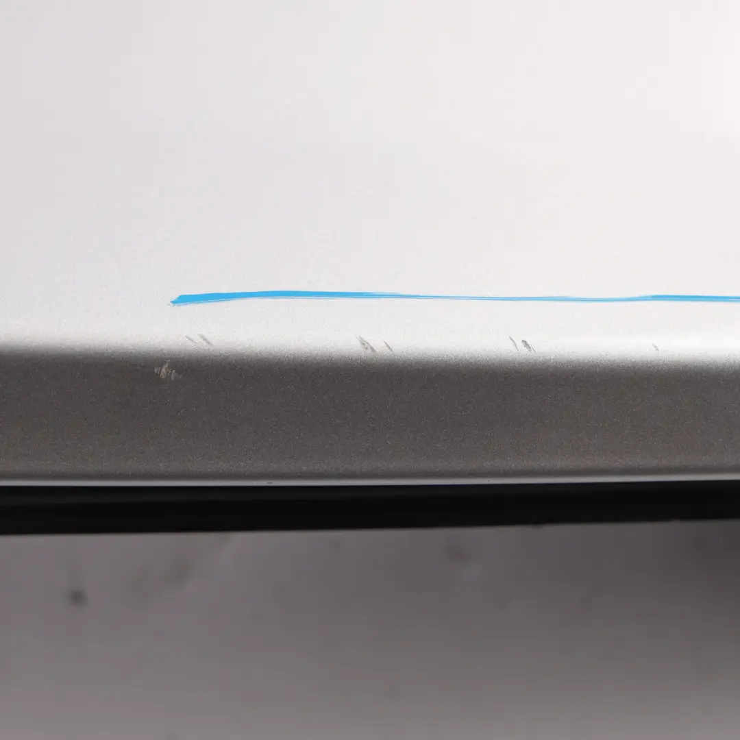 Spoiler Electric Active Spoiler Flap Ice Silver X7W to Audi TT 8J Rear with Part number 8J0827948E Audi TT 8J Rear Spoiler Electric Active Spoiler Flap Ice Silver X7W - SKU 8J0827948E-ICS - Part number 8J0827948E