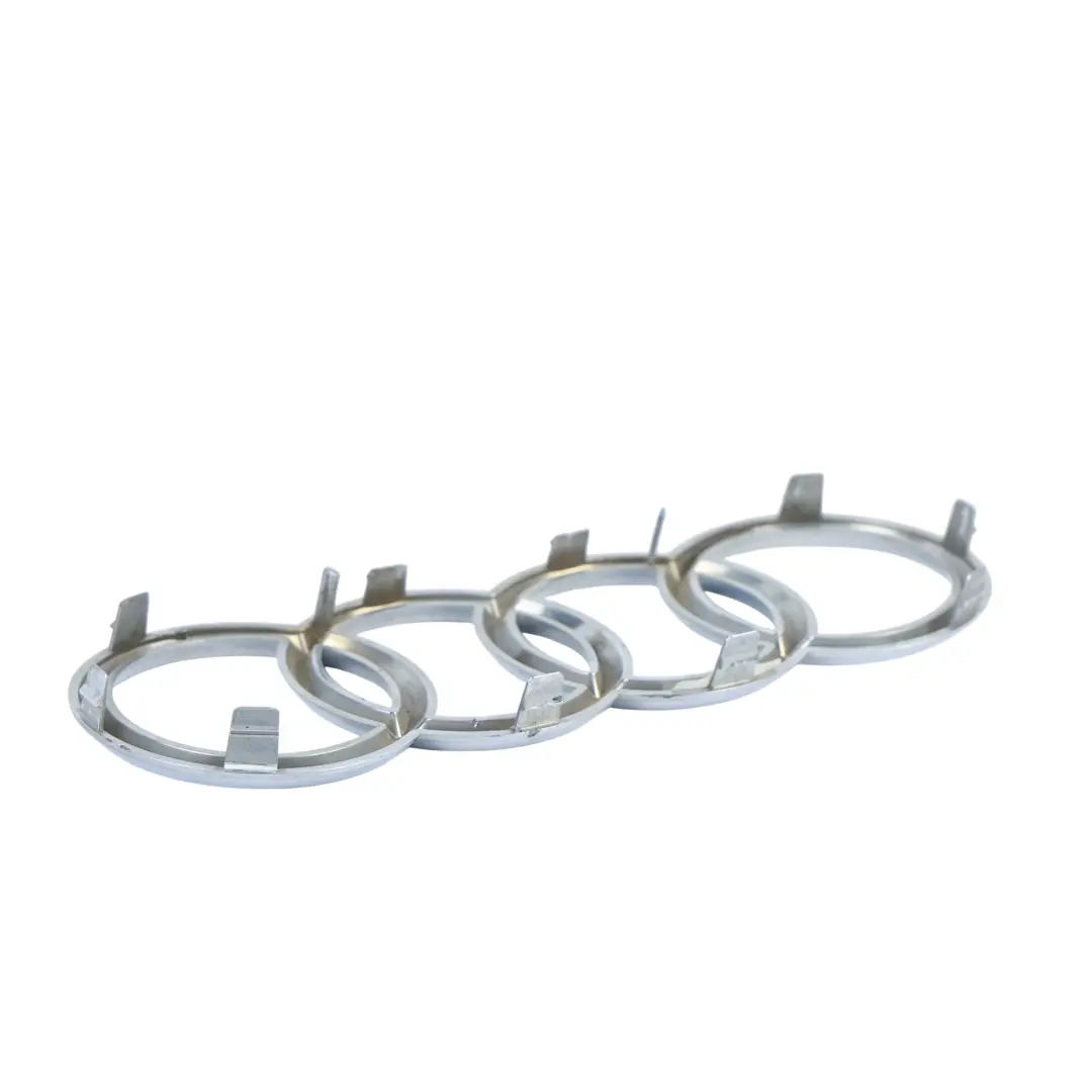 8Y A4 B9 A5 S5 F5 Emblema Anelli Griglia Anteriore Cromo per Audi S3 RS3 con numero di parte 8J0853605B Audi S3 RS3 8Y A4 B9 A5 S5 F5 Emblema Anelli Griglia Anteriore Cromo - SKU 8J0853605B-1 - Numero di parte 8J0853605B