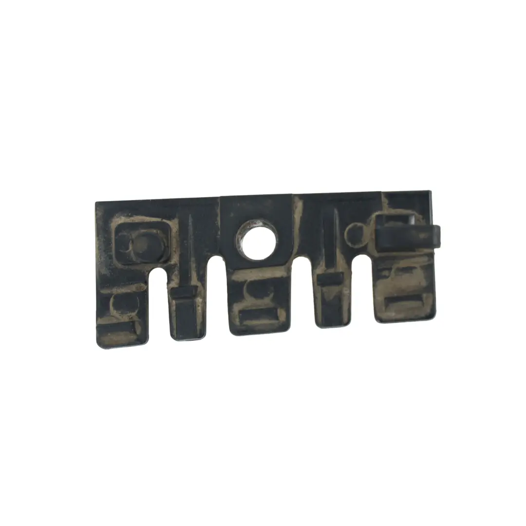 Audi TT 8J Placa Retención Insignia Parrilla Radiador - SKU 8J0853922A - Número de pieza 8J0853922A