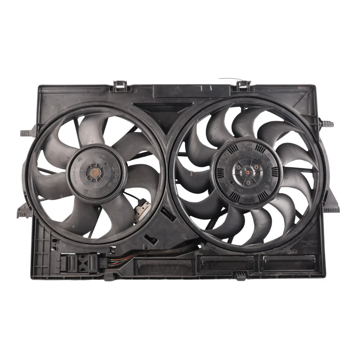 Audi S5 8T  Engine Cooling Radiator Double Coolant Fan Diesel 8K0121207D