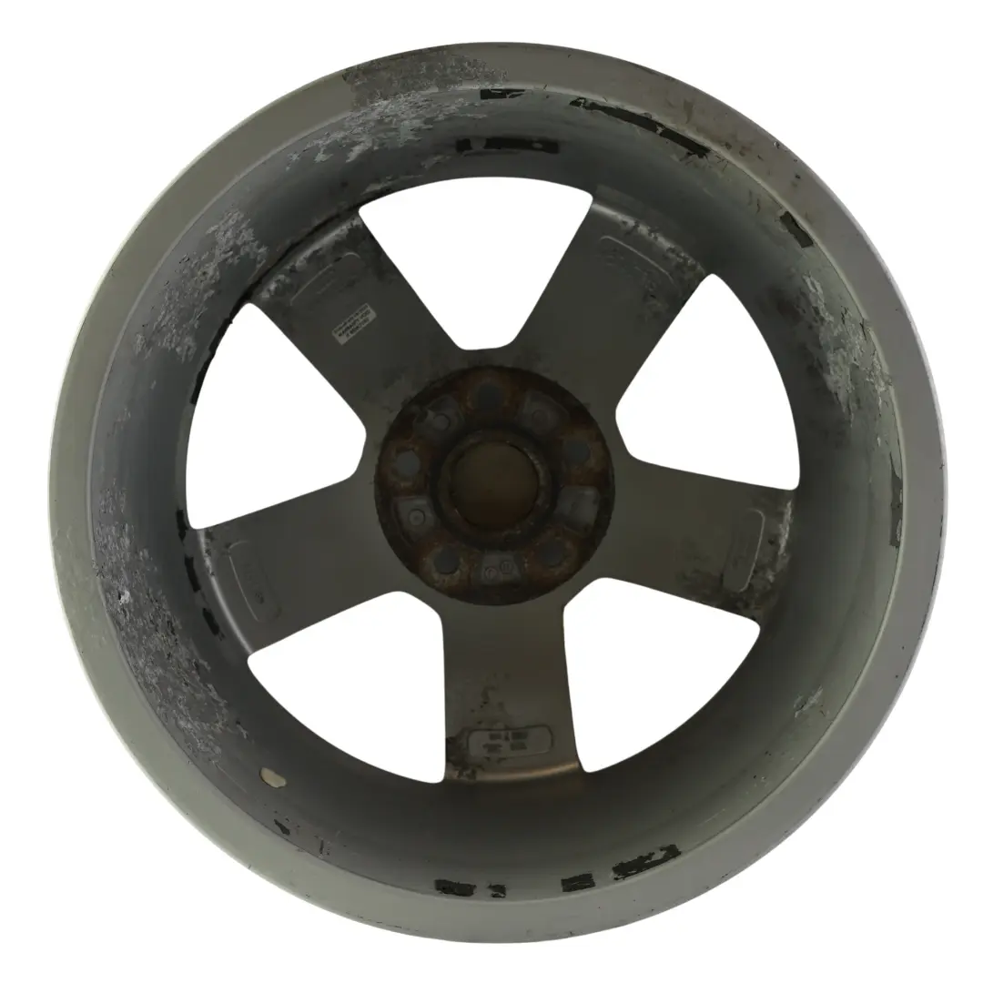 Jante argentée en alliage 17" 7,5J ET:56 pour Audi A3 8P à propos du numéro de pièce 8P0601025AL Audi A3 8P Jante argentée en alliage 17" 7,5J ET:56 - SKU 8P0601025AL-1 - Numéro de pièce 8P0601025AL