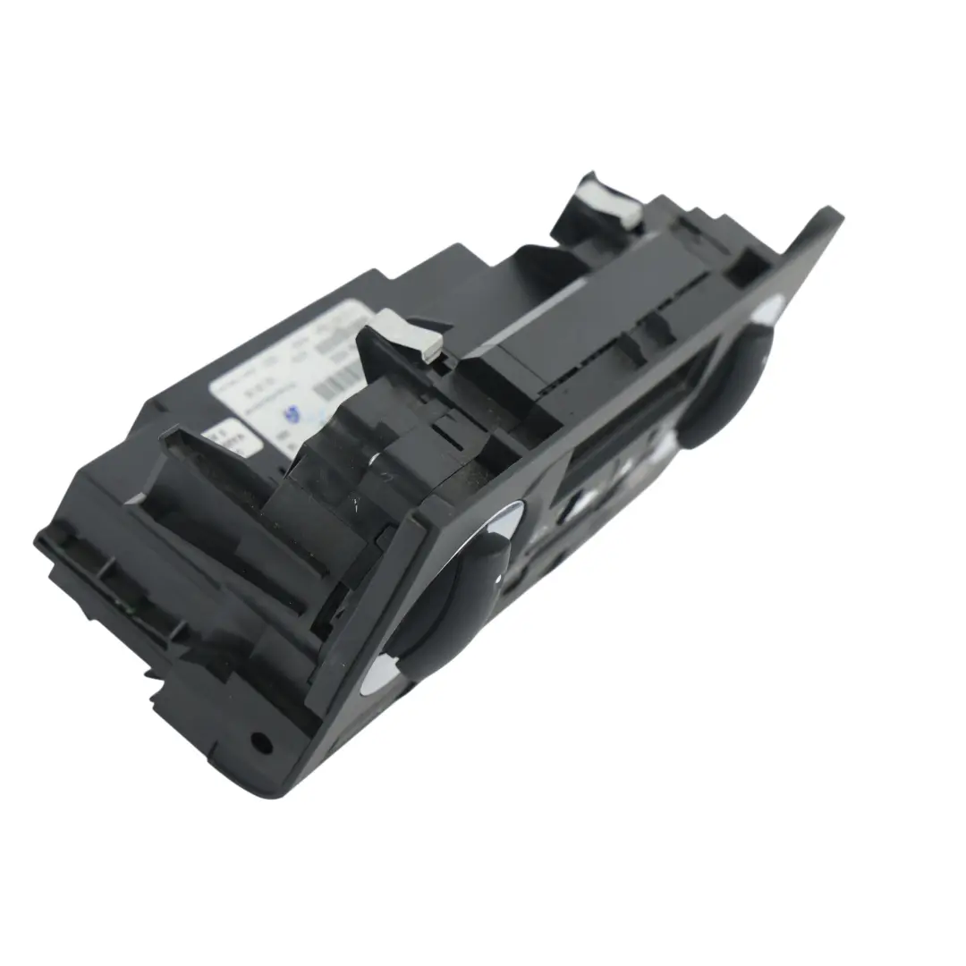 Pannello Controllo Climatizzatore Bocchetta Aria per Audi A3 8P con numero di parte 8P0820043P Audi A3 8P Pannello Controllo Climatizzatore Bocchetta Aria - SKU 8P0820043P-1 - Numero di parte 8P0820043P