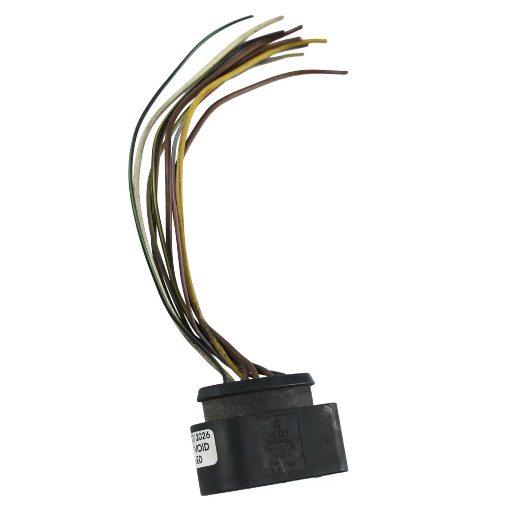 Adapter Przewodów Reflektora Halogen Przedni Prawy do Audi A3 8P o numerze 8P0941004BC Audi A3 8P Adapter Przewodów Reflektora Halogen Przedni Prawy - SKU 8P0941004BC-3 - Numer Części 8P0941004BC