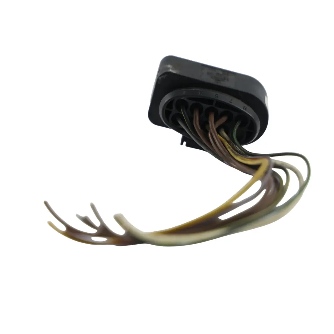 Audi A3 8P Adapter Przewodów Reflektora Halogen Przedni Prawy - SKU 8P0941004BC-3 - Numer Części 8P0941004BC